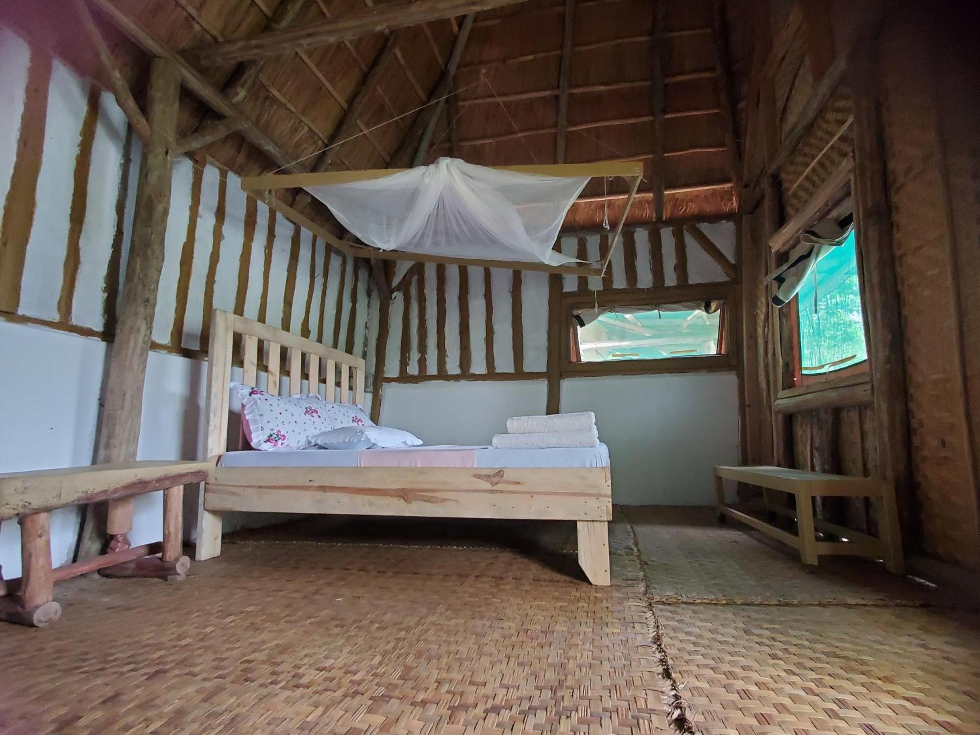 Dave The Cave Eco Lodge And Cultural Campsite Rubirizi Exterior photo